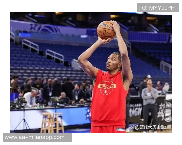 墨菲表现抢眼15投7中贡献21分3篮板4助攻三分球命中率高达375