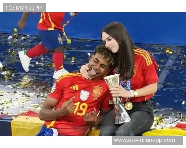 前绯闻对象扬言挑战亚马尔女友称两人难撑圣诞节